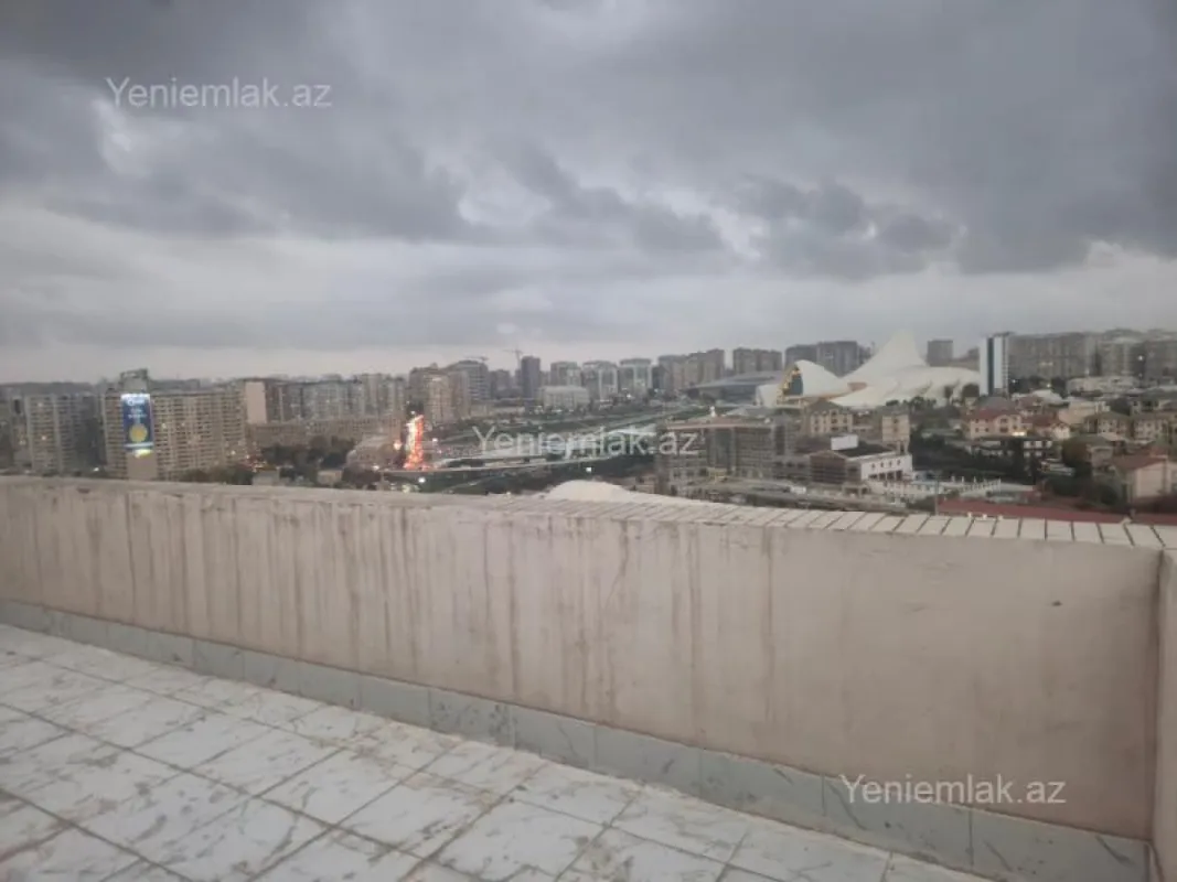 Satılır 3 otaqlı yeni tikili 100 m²