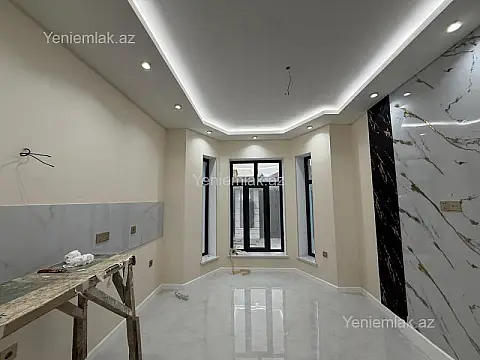Satılır 4 otaqlı həyət evi 175 m²