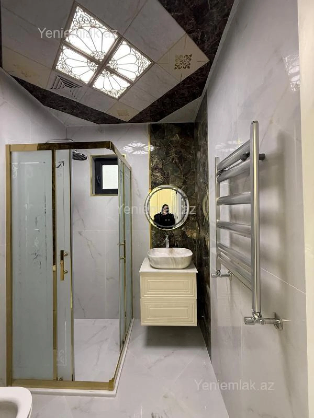 Satılır 4 otaqlı həyət evi 175 m²