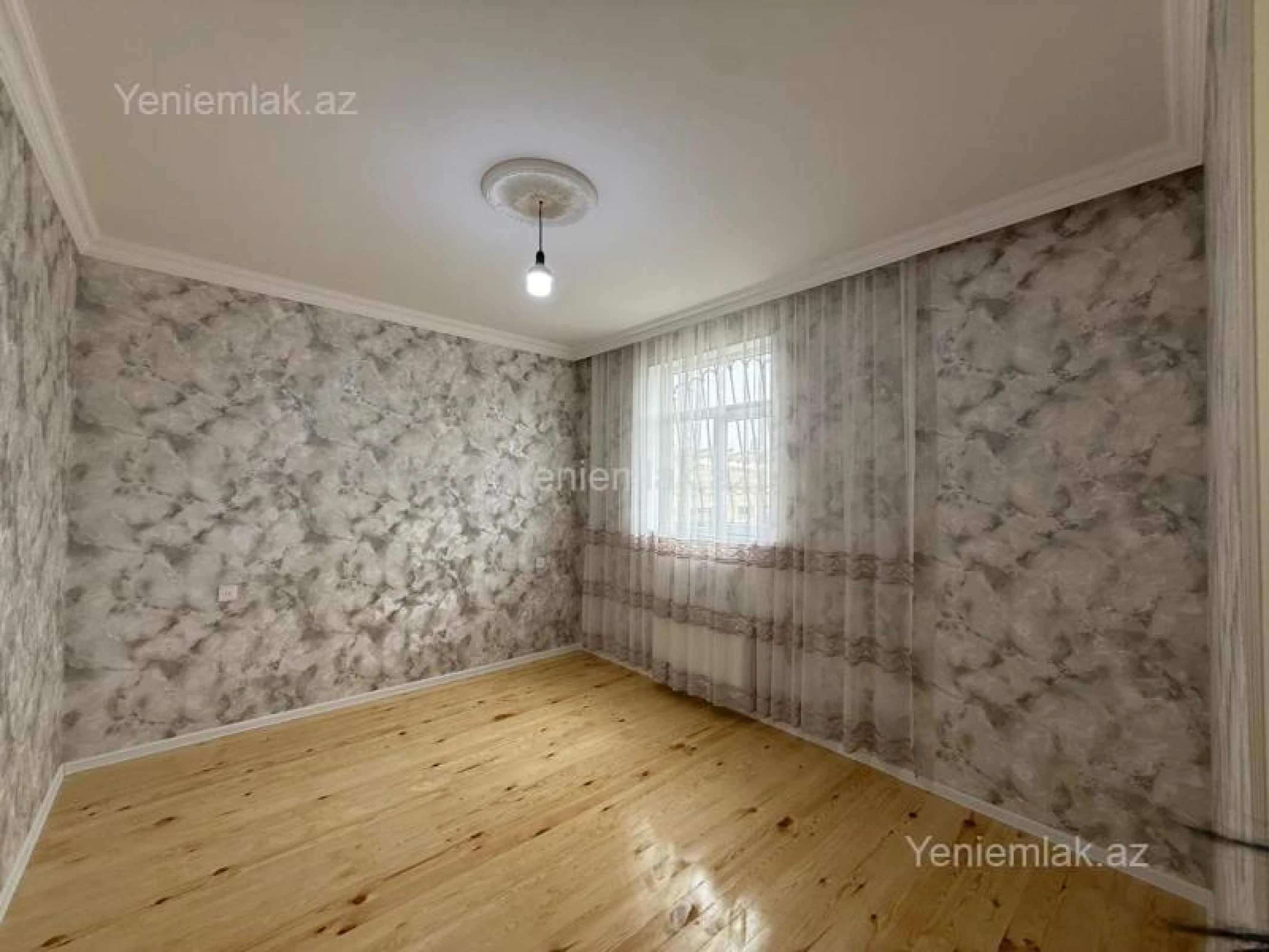 Satılır 3 otaqlı həyət evi 100 m²