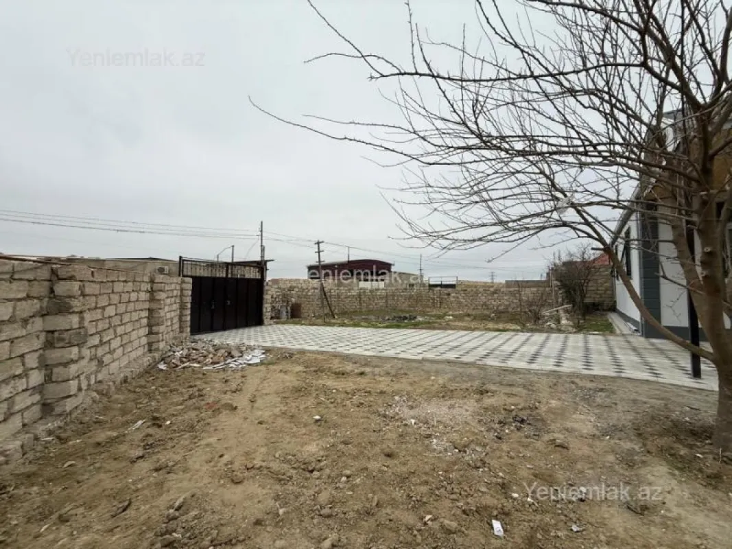 Satılır 3 otaqlı həyət evi 100 m²