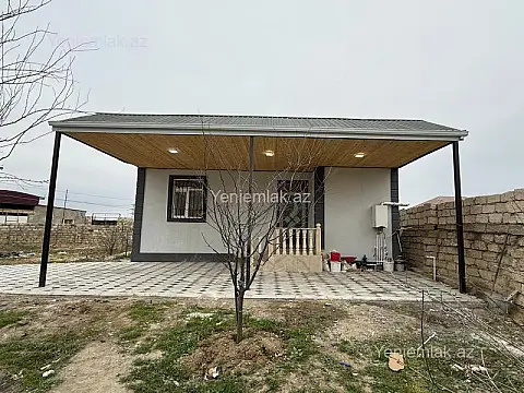 Satılır 3 otaqlı həyət evi 100 m²