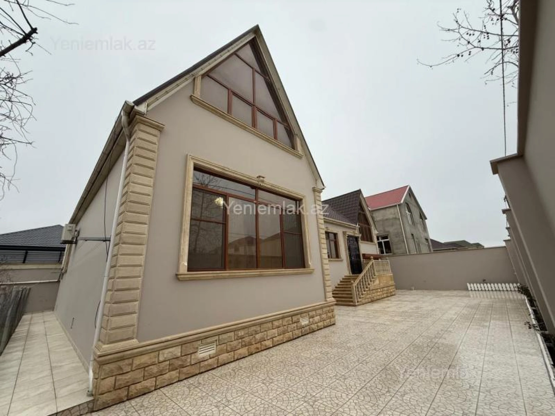 Satılır 5 otaqlı həyət evi 170 m²