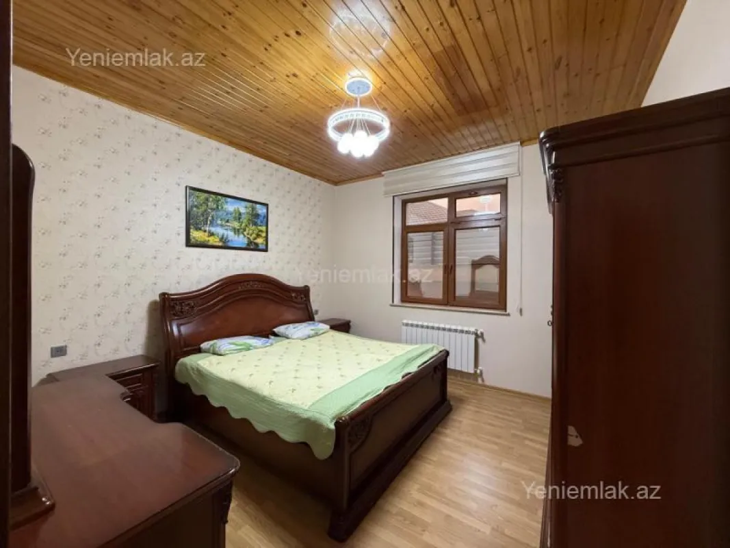 Satılır 5 otaqlı həyət evi 170 m²