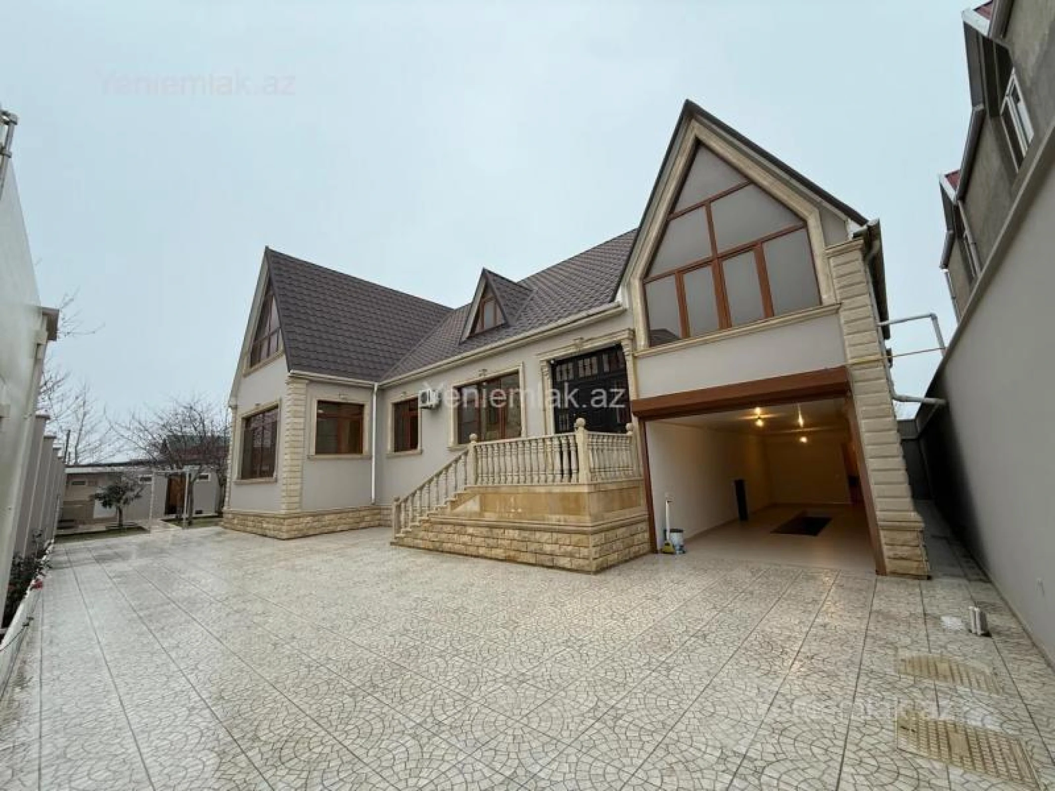 Satılır 5 otaqlı həyət evi 170 m²