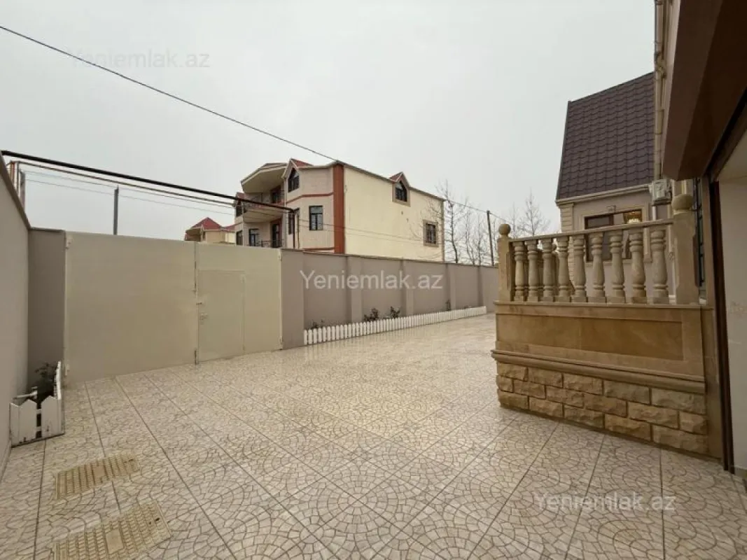 Satılır 5 otaqlı həyət evi 170 m²