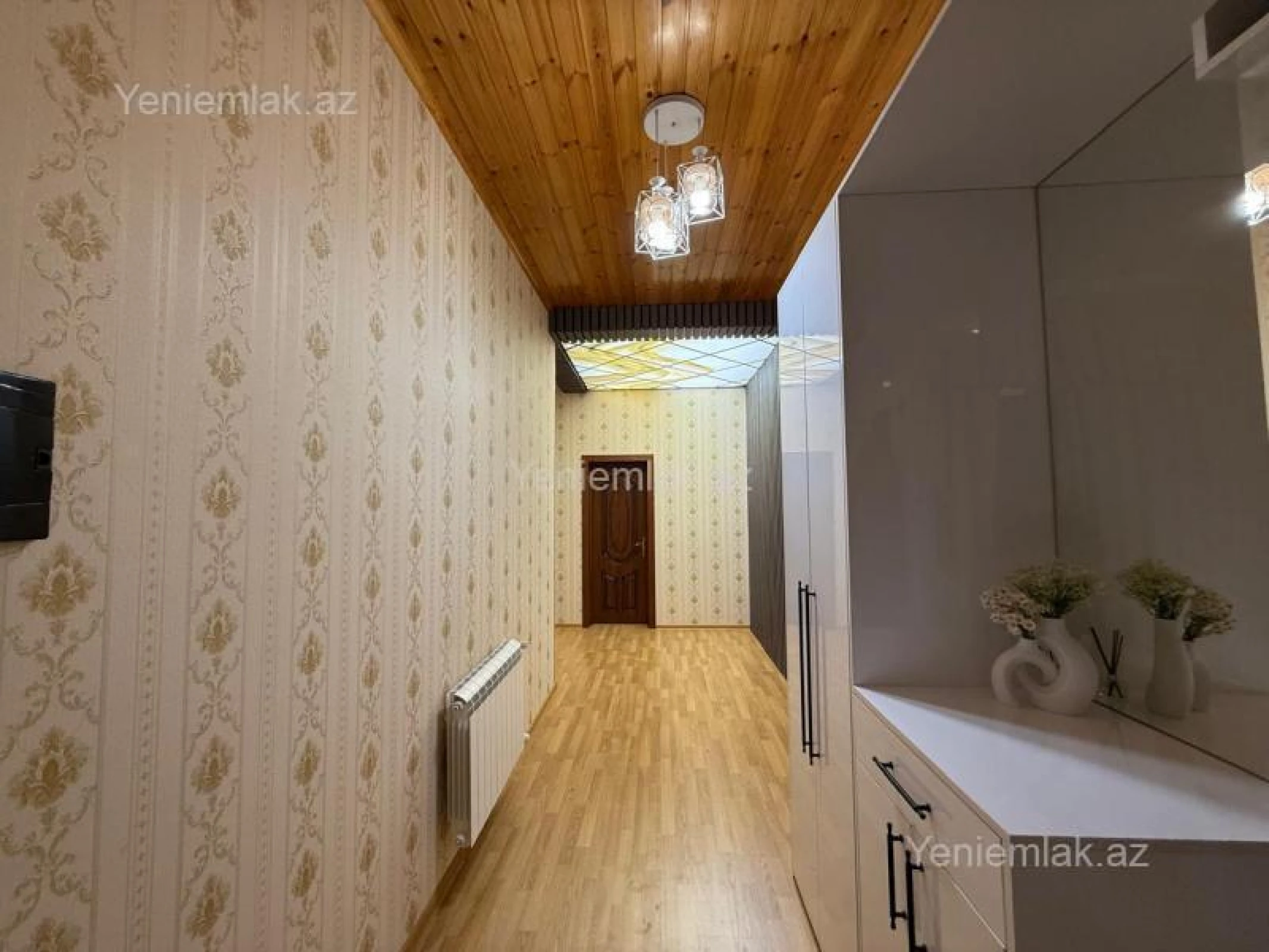 Satılır 5 otaqlı həyət evi 170 m²