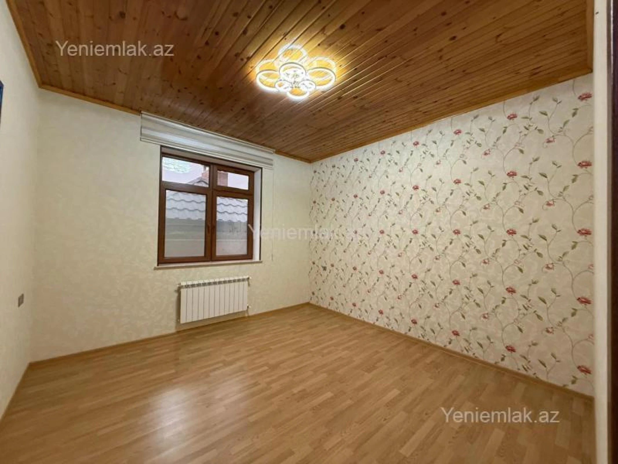 Satılır 5 otaqlı həyət evi 170 m²