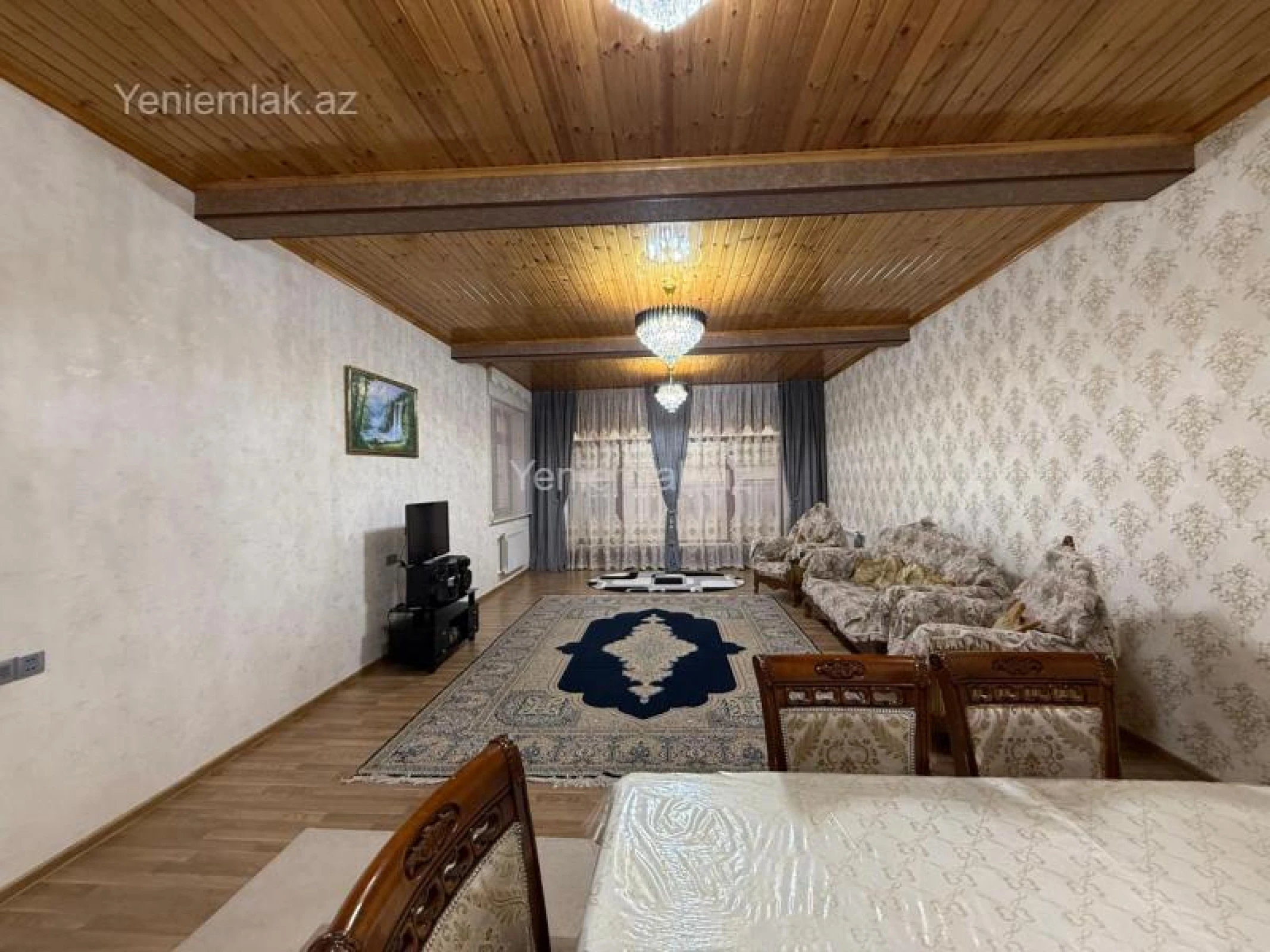 Satılır 5 otaqlı həyət evi 170 m²