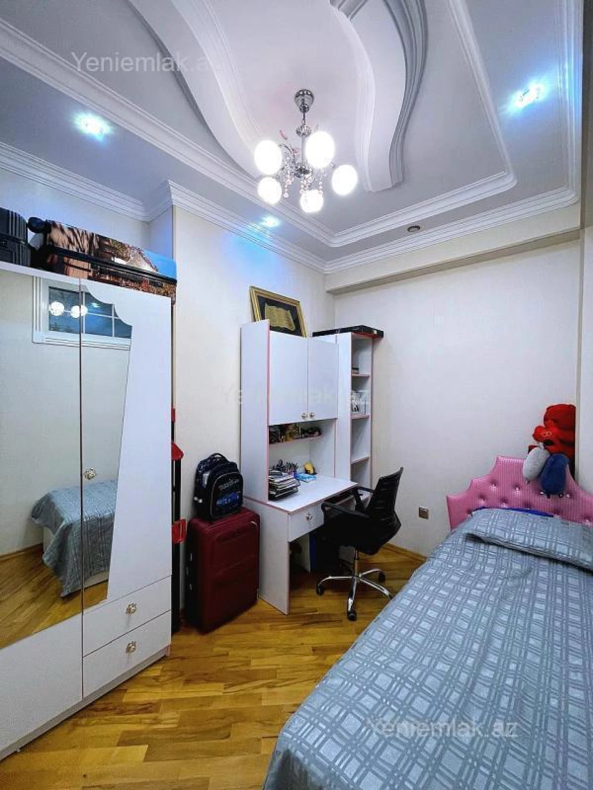 Satılır 2 otaqlı yeni tikili 84 m²