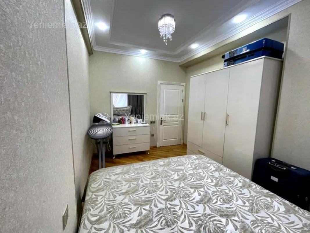 Satılır 2 otaqlı yeni tikili 84 m²