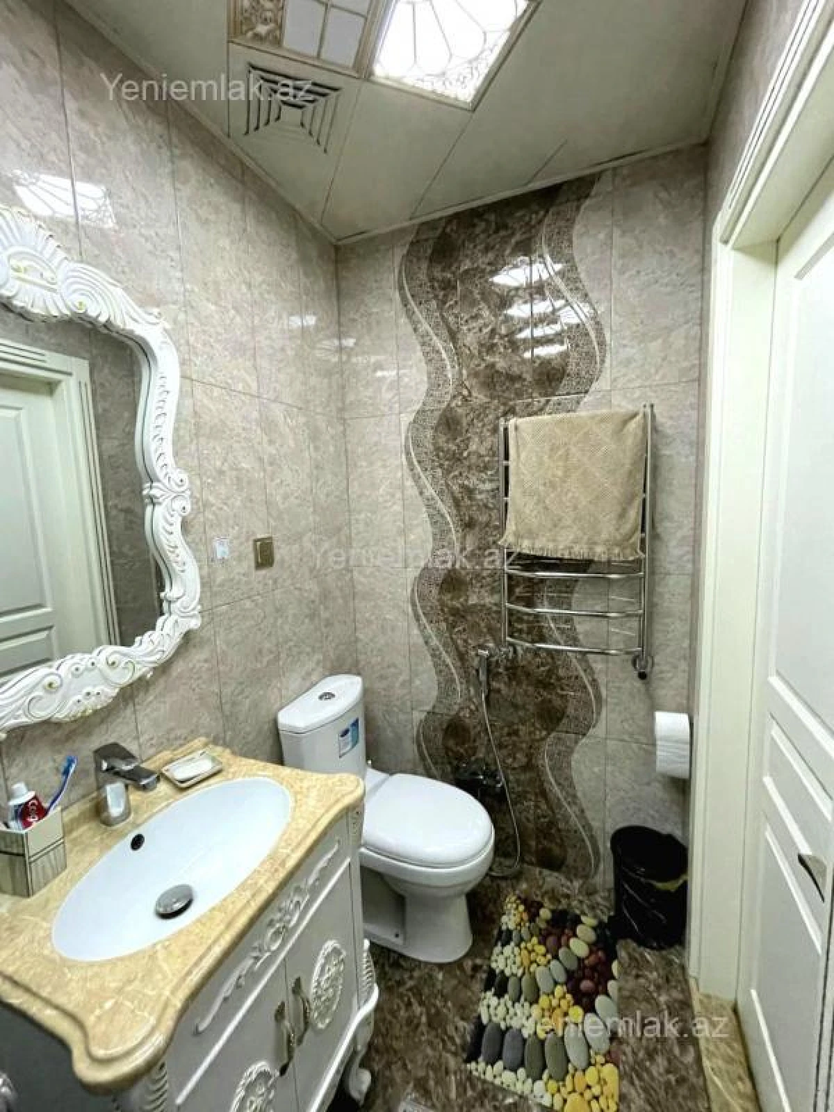 Satılır 2 otaqlı yeni tikili 84 m²