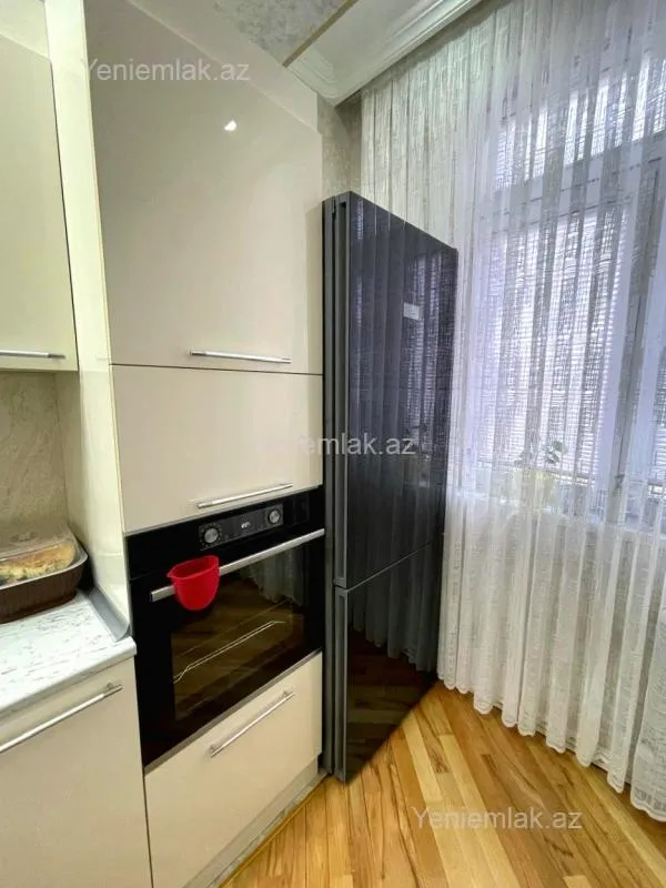 Satılır 2 otaqlı yeni tikili 84 m²