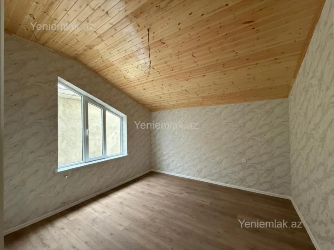 Satılır 5 otaqlı həyət evi 170 m²