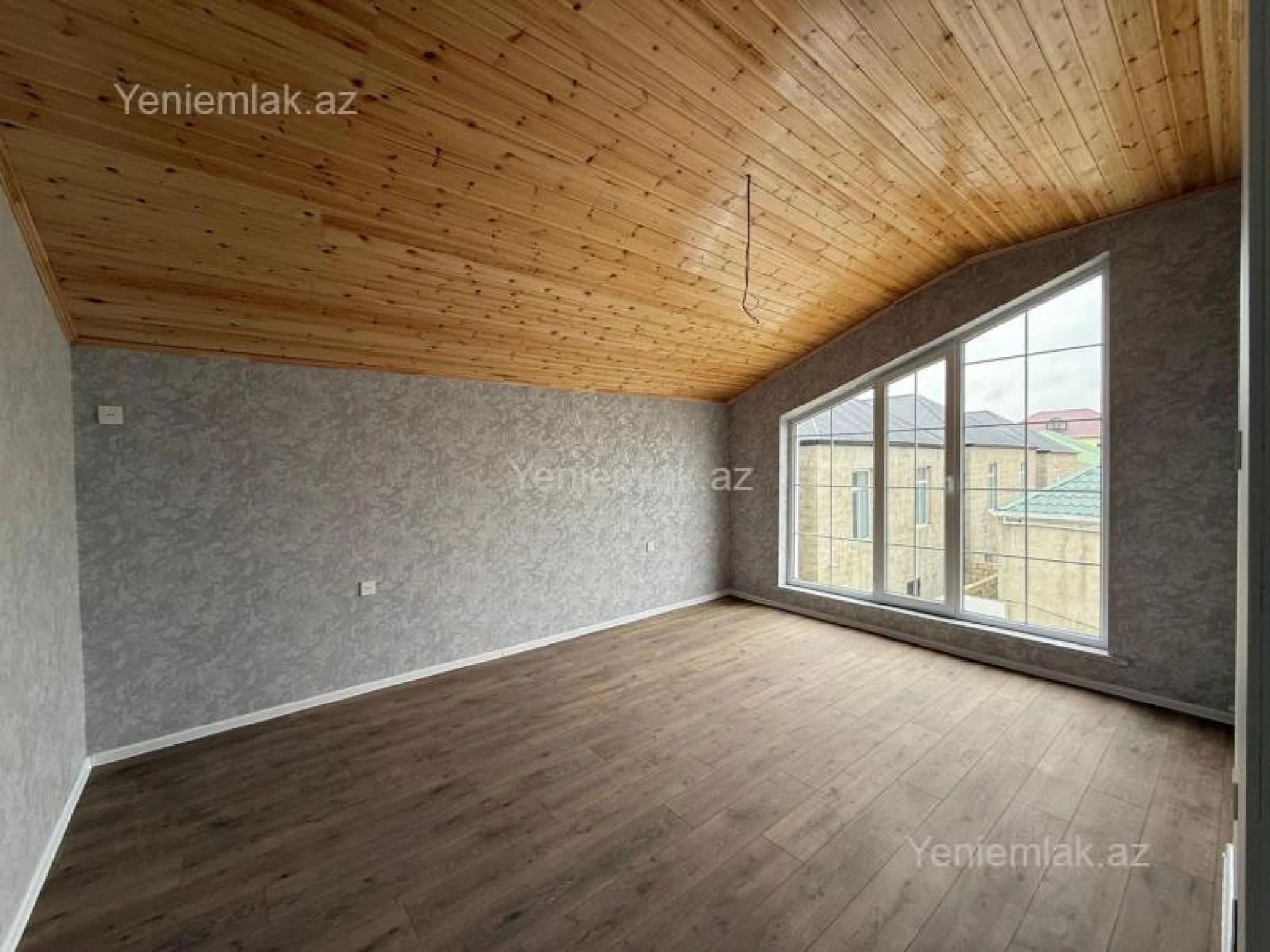 Satılır 5 otaqlı həyət evi 170 m²