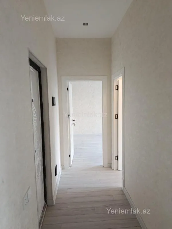 Satılır 2 otaqlı köhnə tikili 56 m²