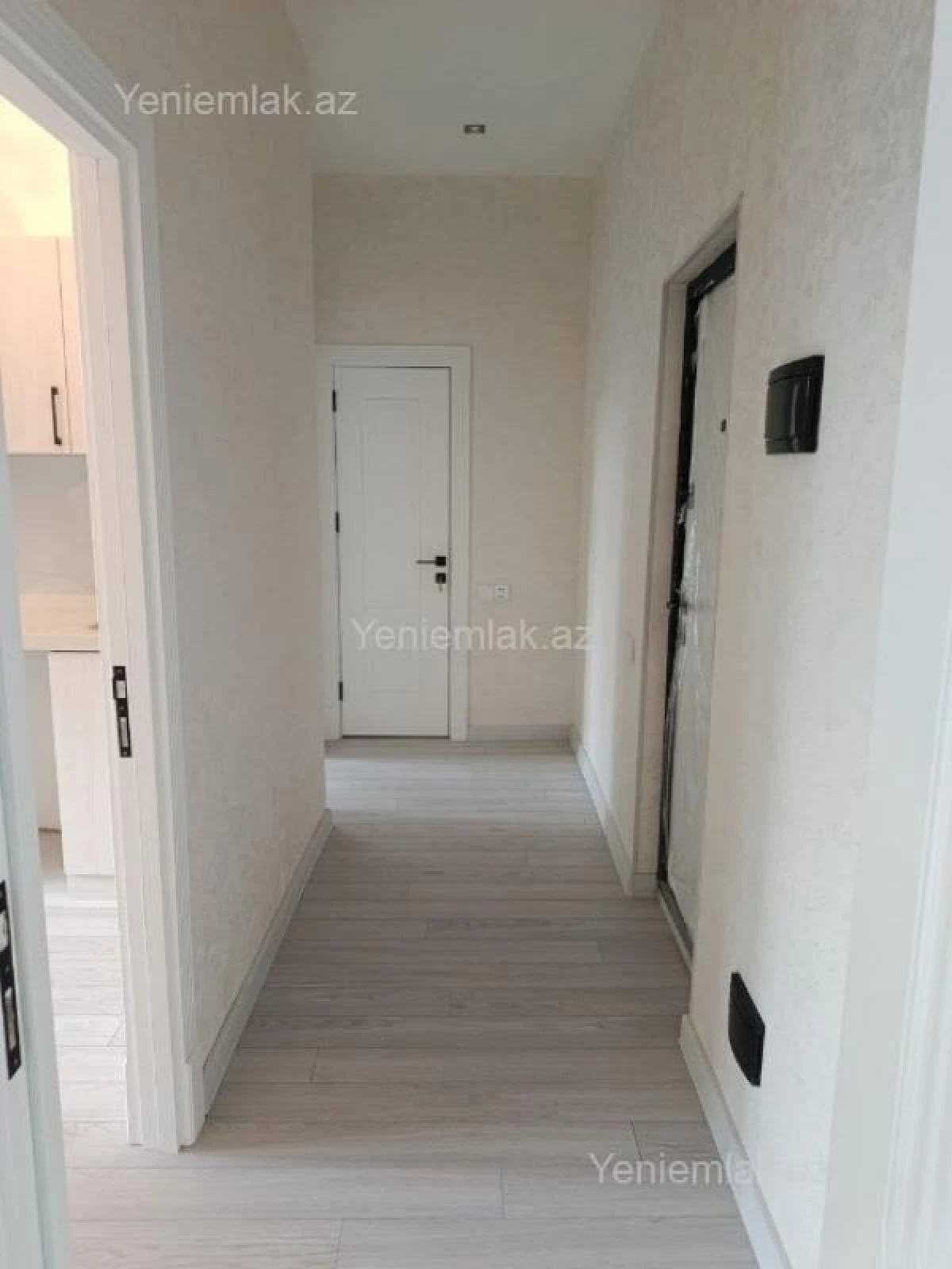 Satılır 2 otaqlı köhnə tikili 56 m²