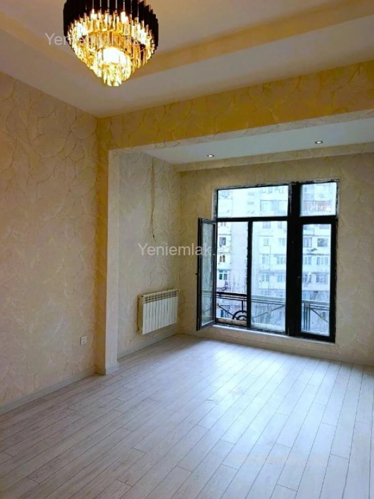 Satılır 2 otaqlı köhnə tikili 56 m²