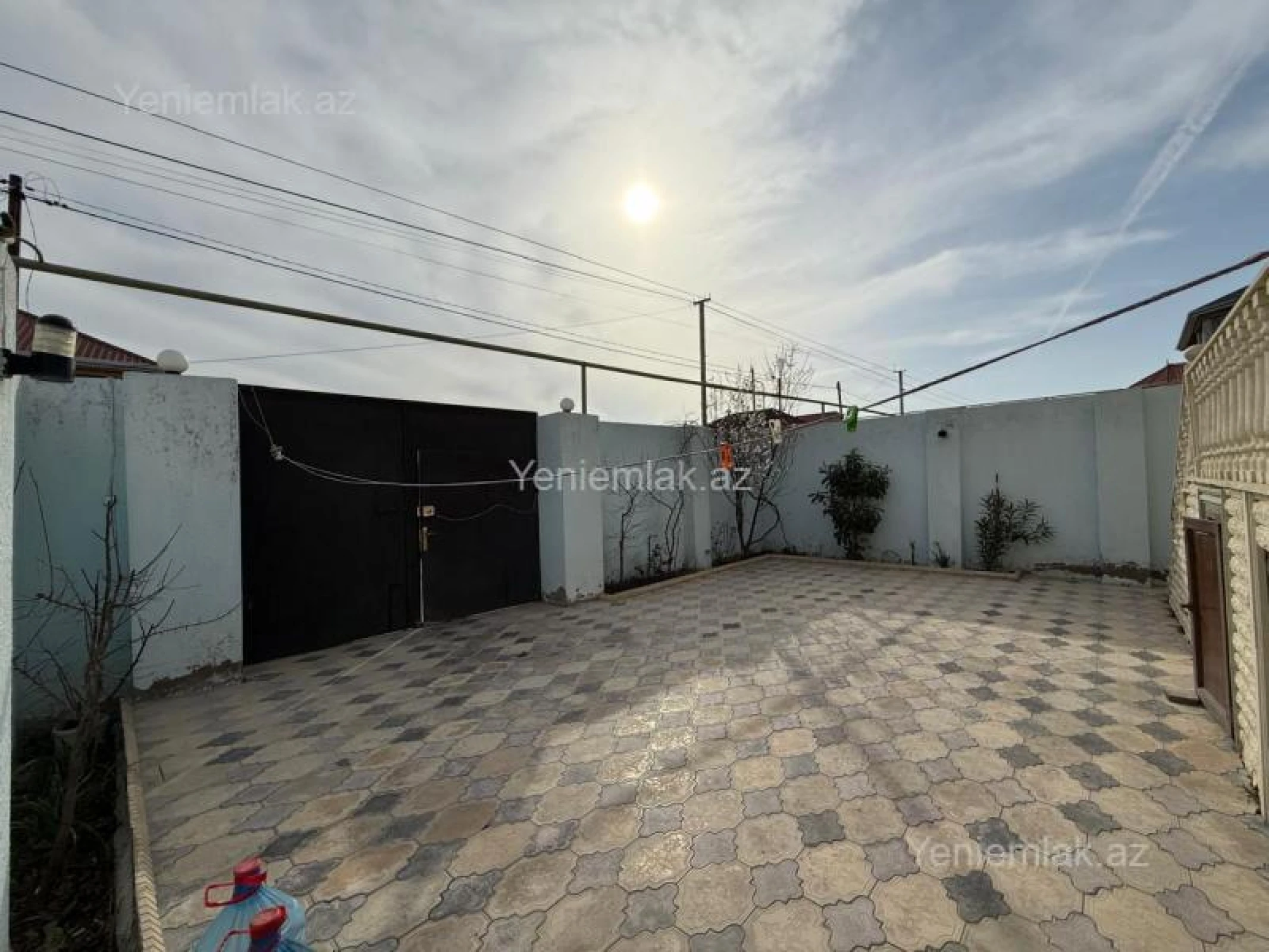 Satılır 3 otaqlı həyət evi 100 m²