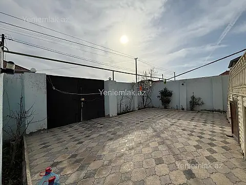 Satılır 3 otaqlı həyət evi 100 m²