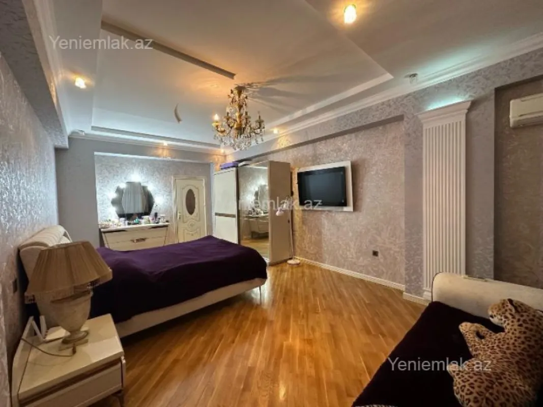 Satılır 3 otaqlı yeni tikili 140 m²