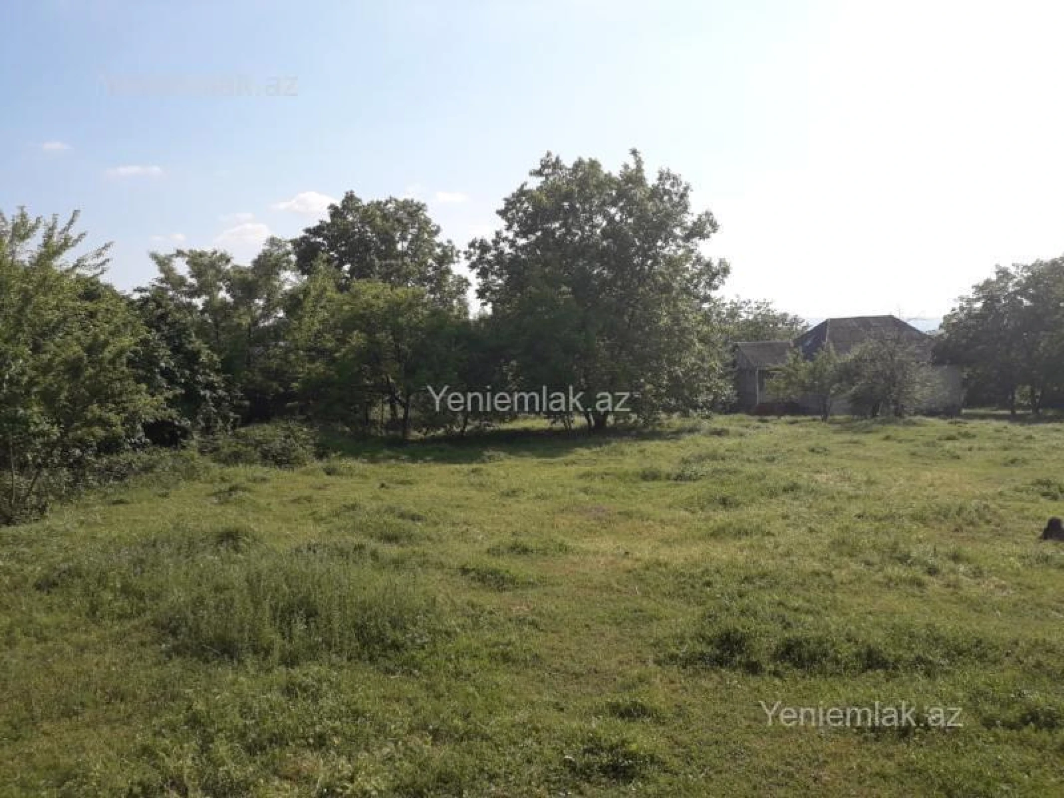 Satılır 4 otaqlı həyət evi 400 m²