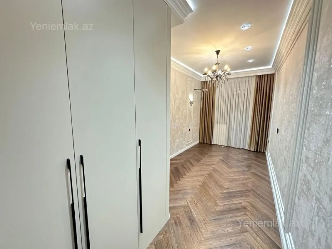 Satılır 2 otaqlı yeni tikili 65 m²