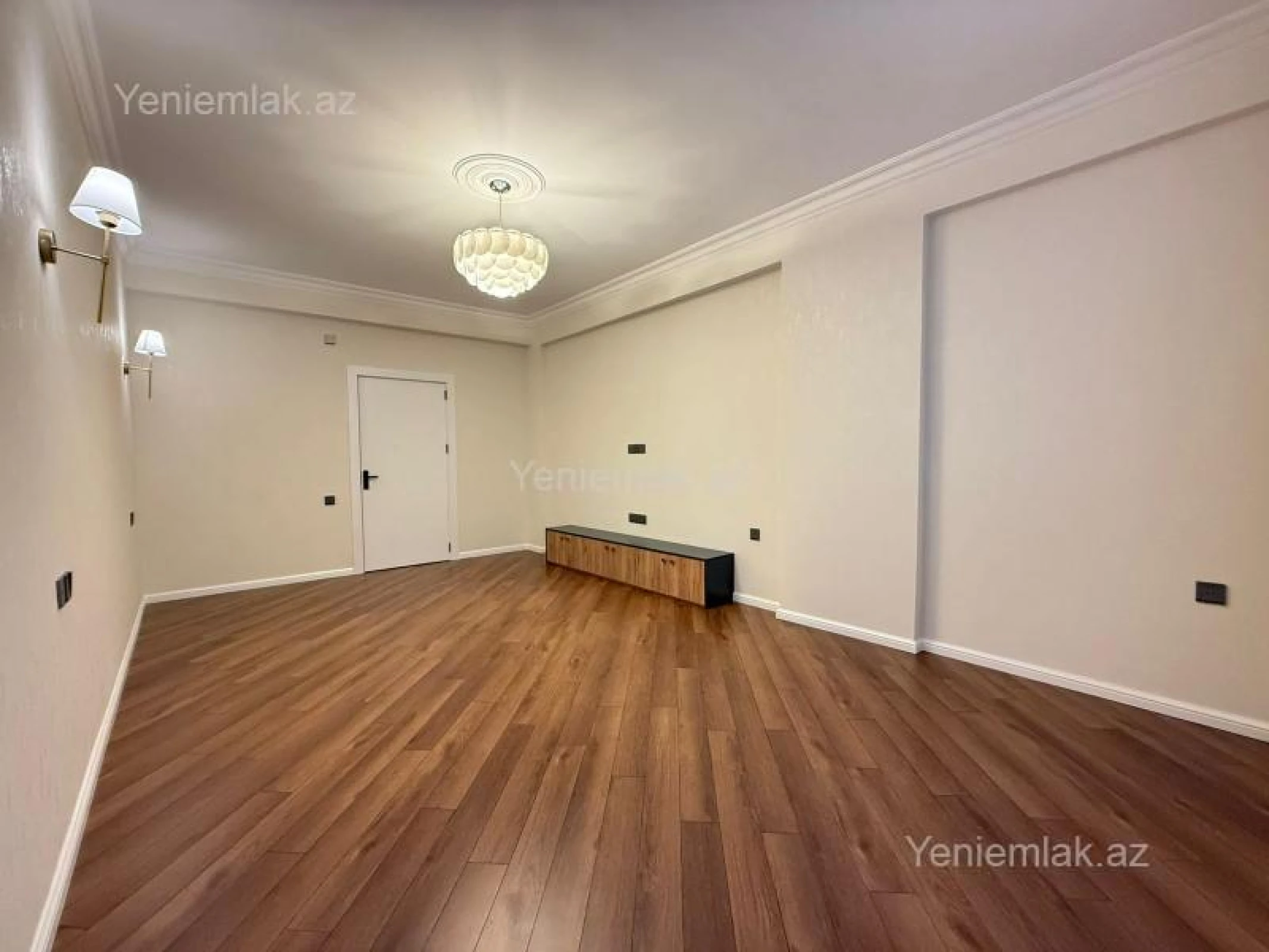 Satılır 3 otaqlı yeni tikili 105 m²