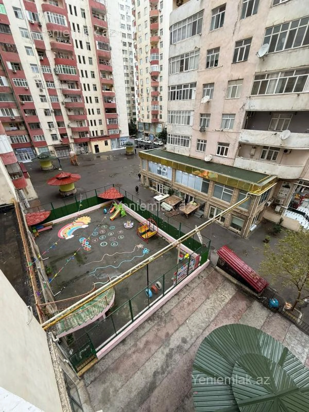 Satılır 3 otaqlı yeni tikili 105 m²