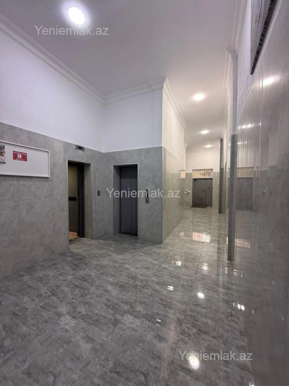 Satılır 3 otaqlı yeni tikili 105 m²