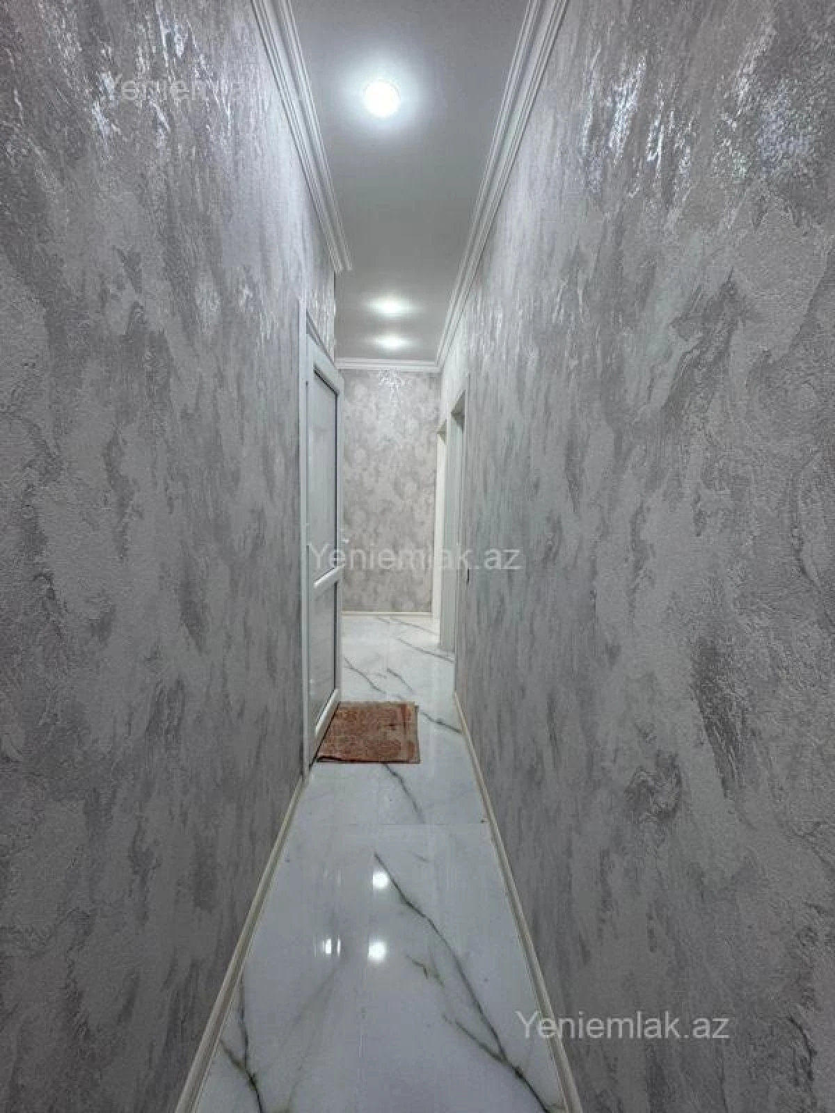 Satılır 4 otaqlı köhnə tikili 110 m²