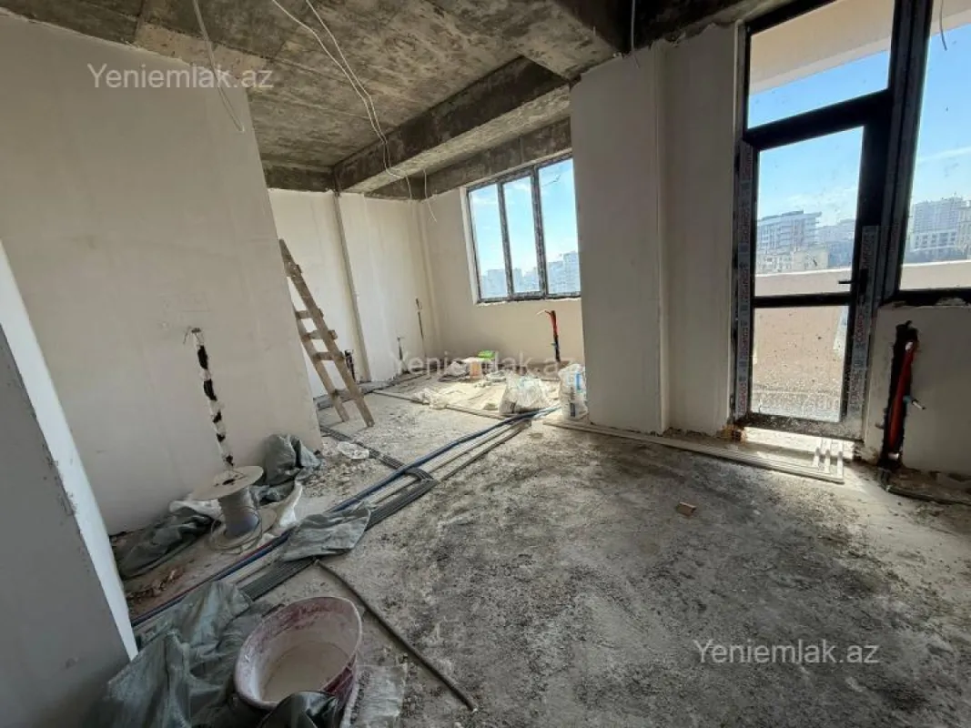 Satılır 3 otaqlı yeni tikili 87 m²