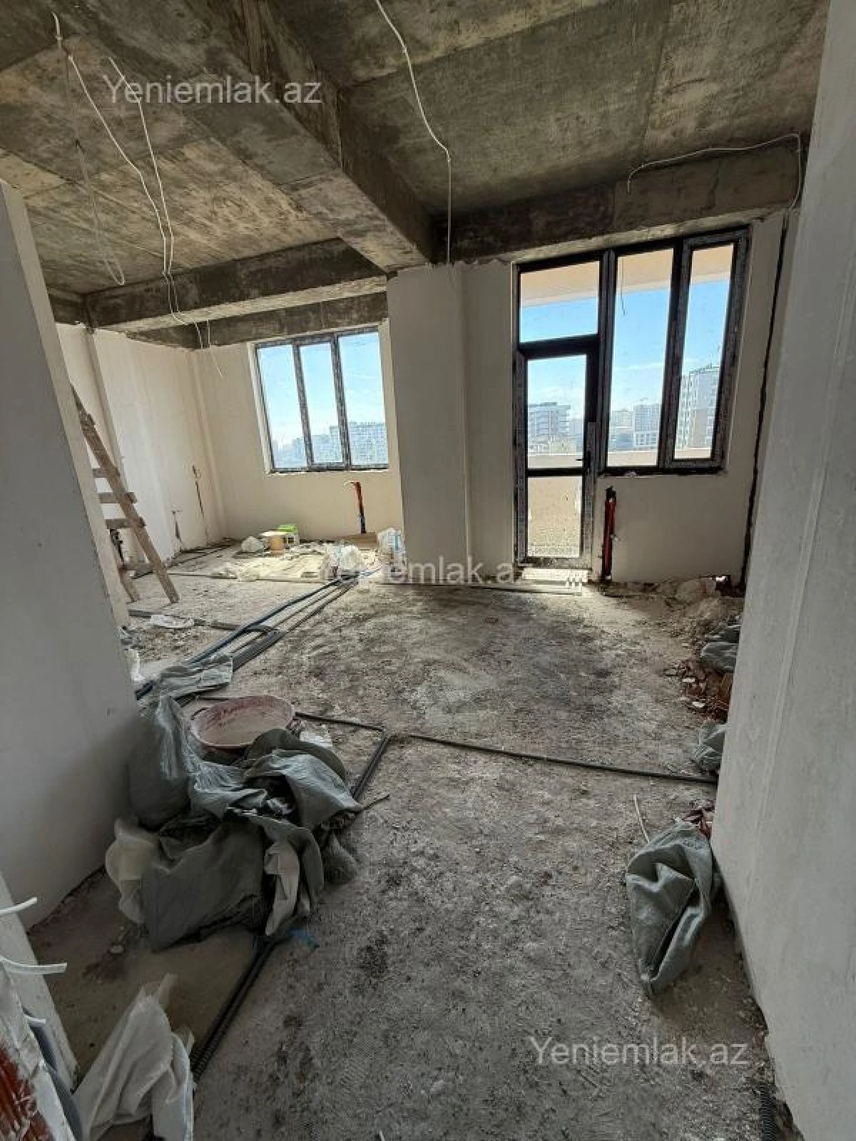 Satılır 3 otaqlı yeni tikili 87 m²