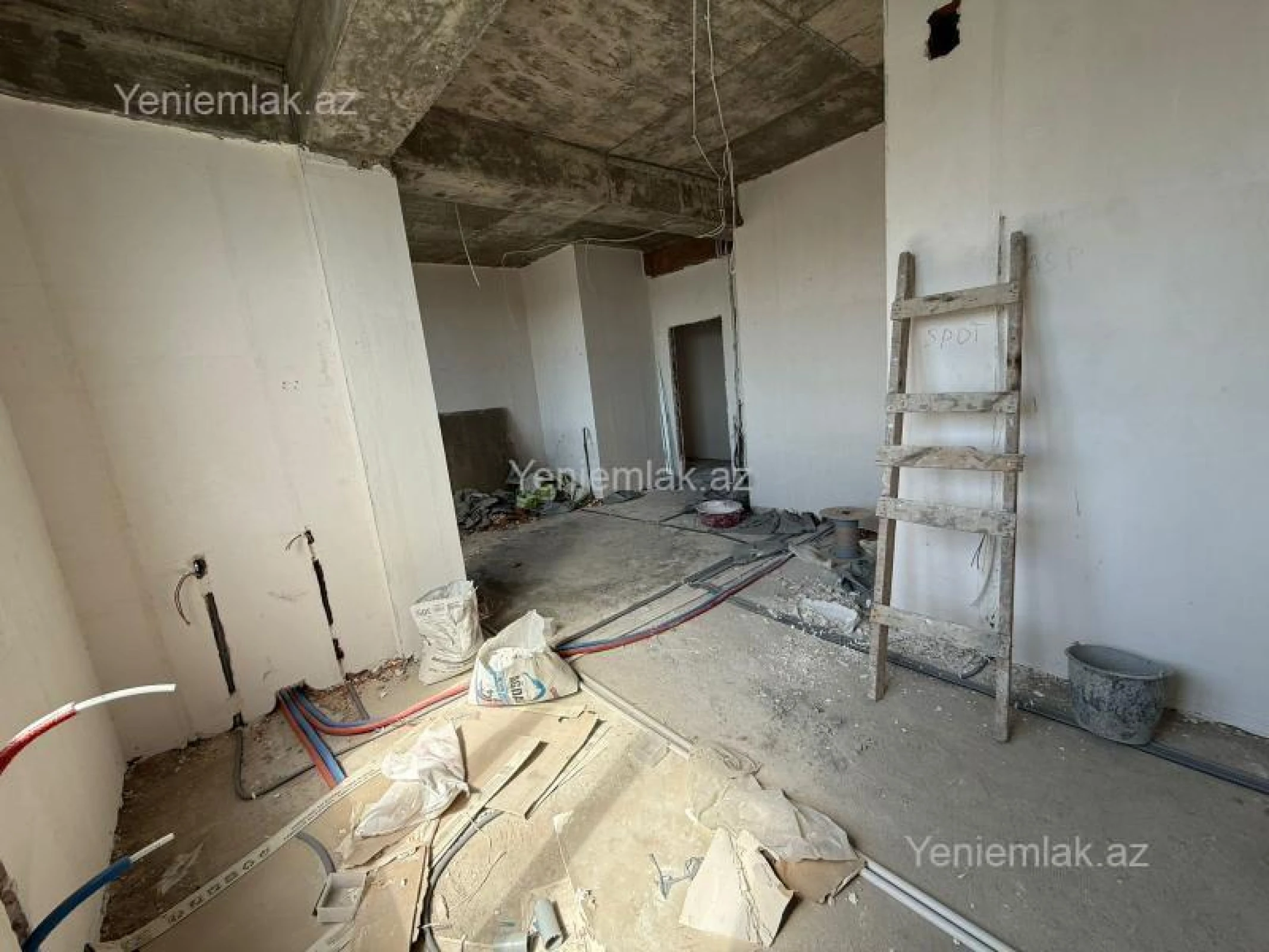 Satılır 3 otaqlı yeni tikili 87 m²