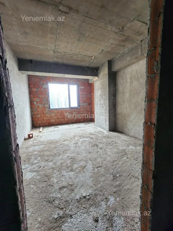 Satılır 3 otaqlı yeni tikili 202.5 m²