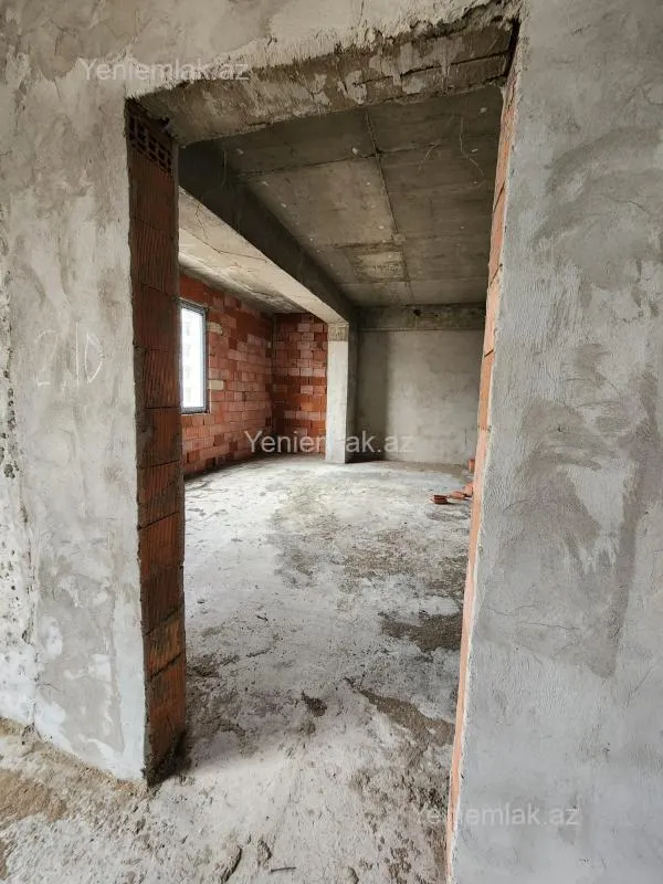 Satılır 3 otaqlı yeni tikili 202.5 m²