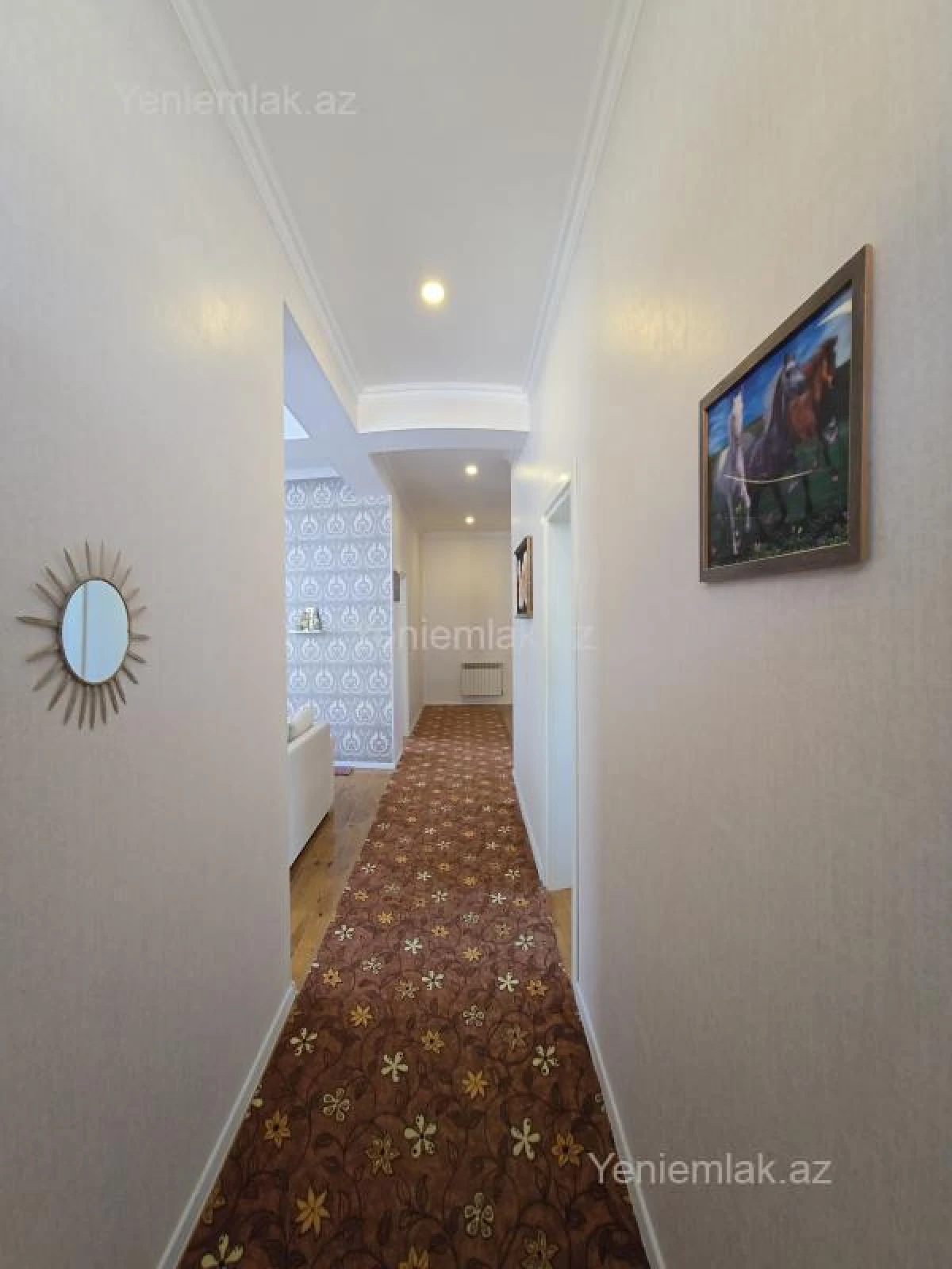 Satılır 5 otaqlı həyət evi 200 m²