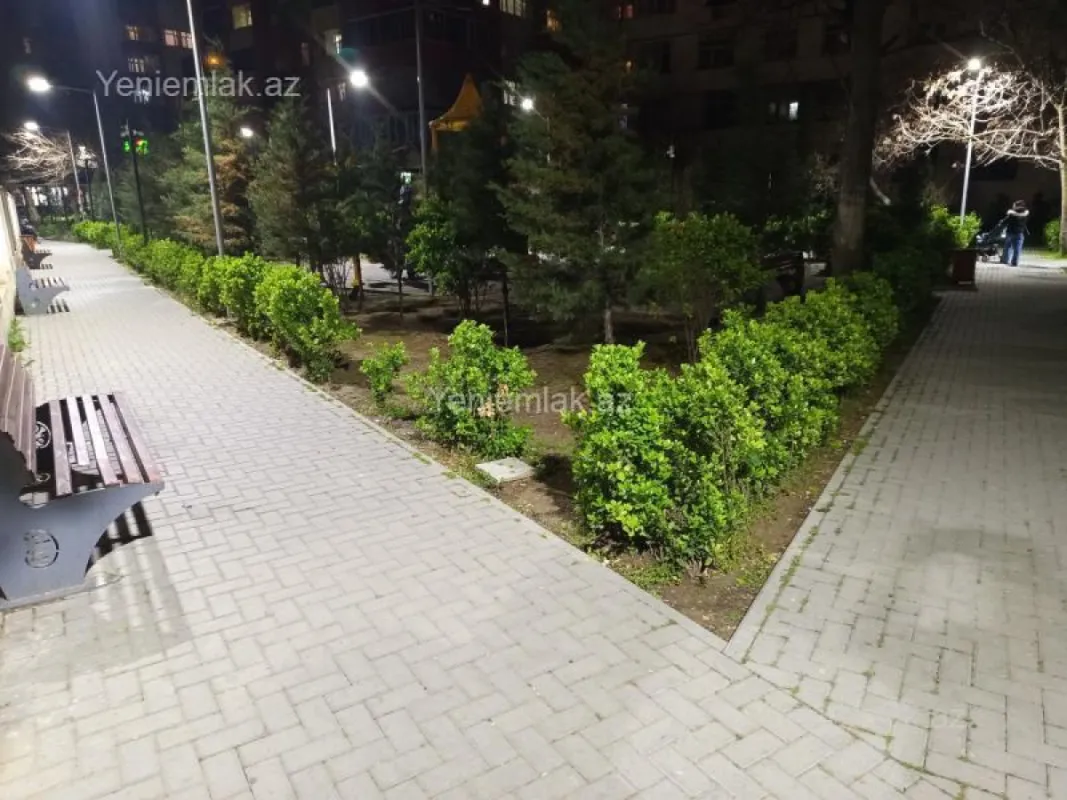 Satılır 2 otaqlı köhnə tikili 47 m²