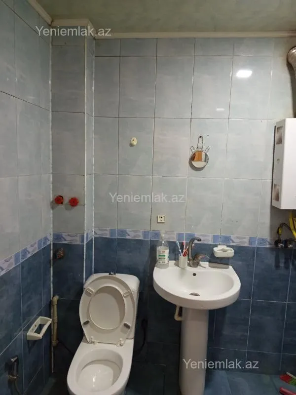 Satılır 2 otaqlı köhnə tikili 47 m²