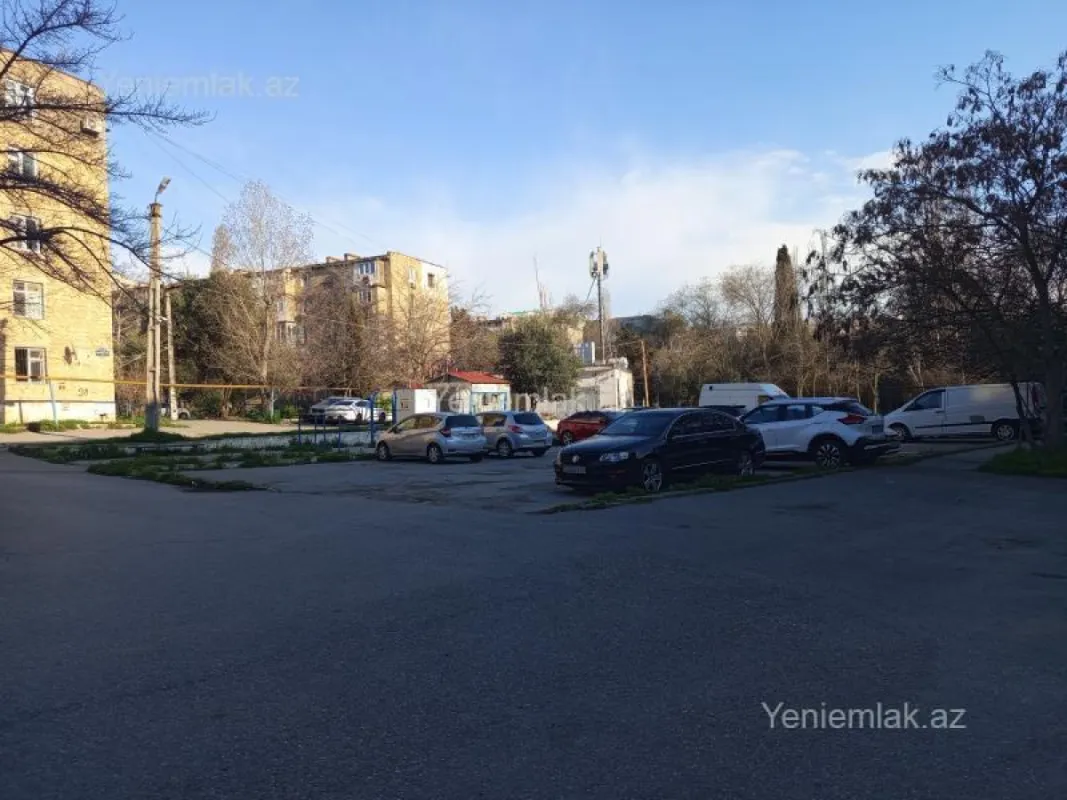 Satılır 2 otaqlı köhnə tikili 47 m²