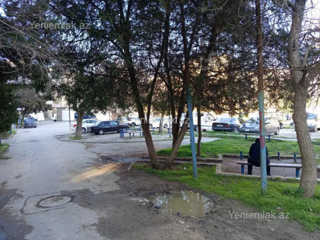 Satılır 2 otaqlı köhnə tikili 47 m²