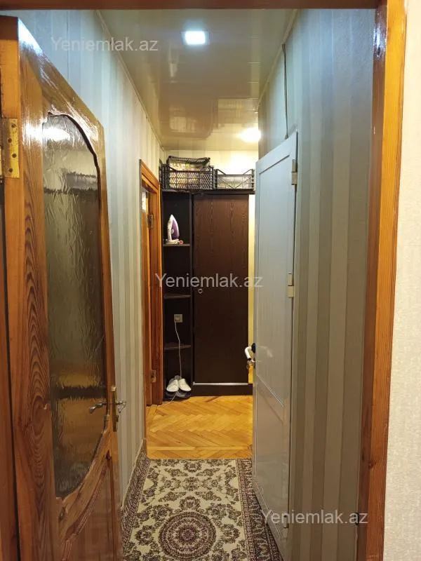 Satılır 2 otaqlı köhnə tikili 47 m²