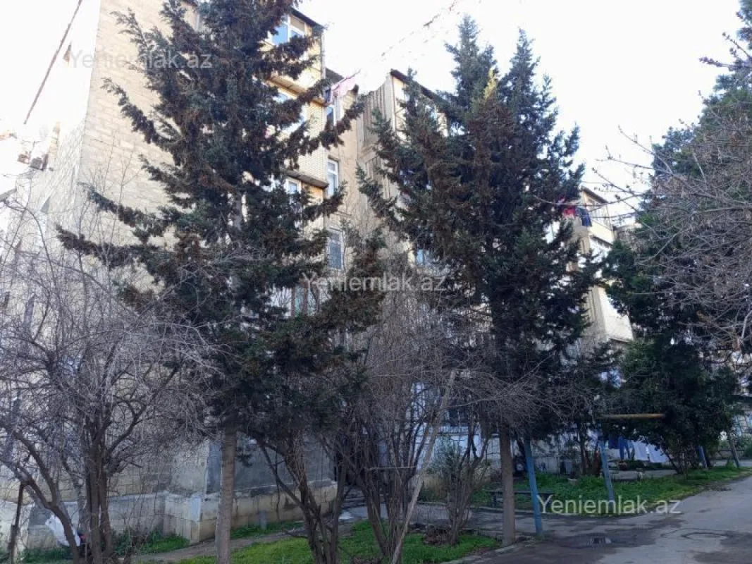 Satılır 2 otaqlı köhnə tikili 47 m²