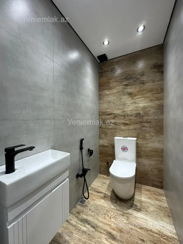 Satılır 3 otaqlı yeni tikili 84 m²