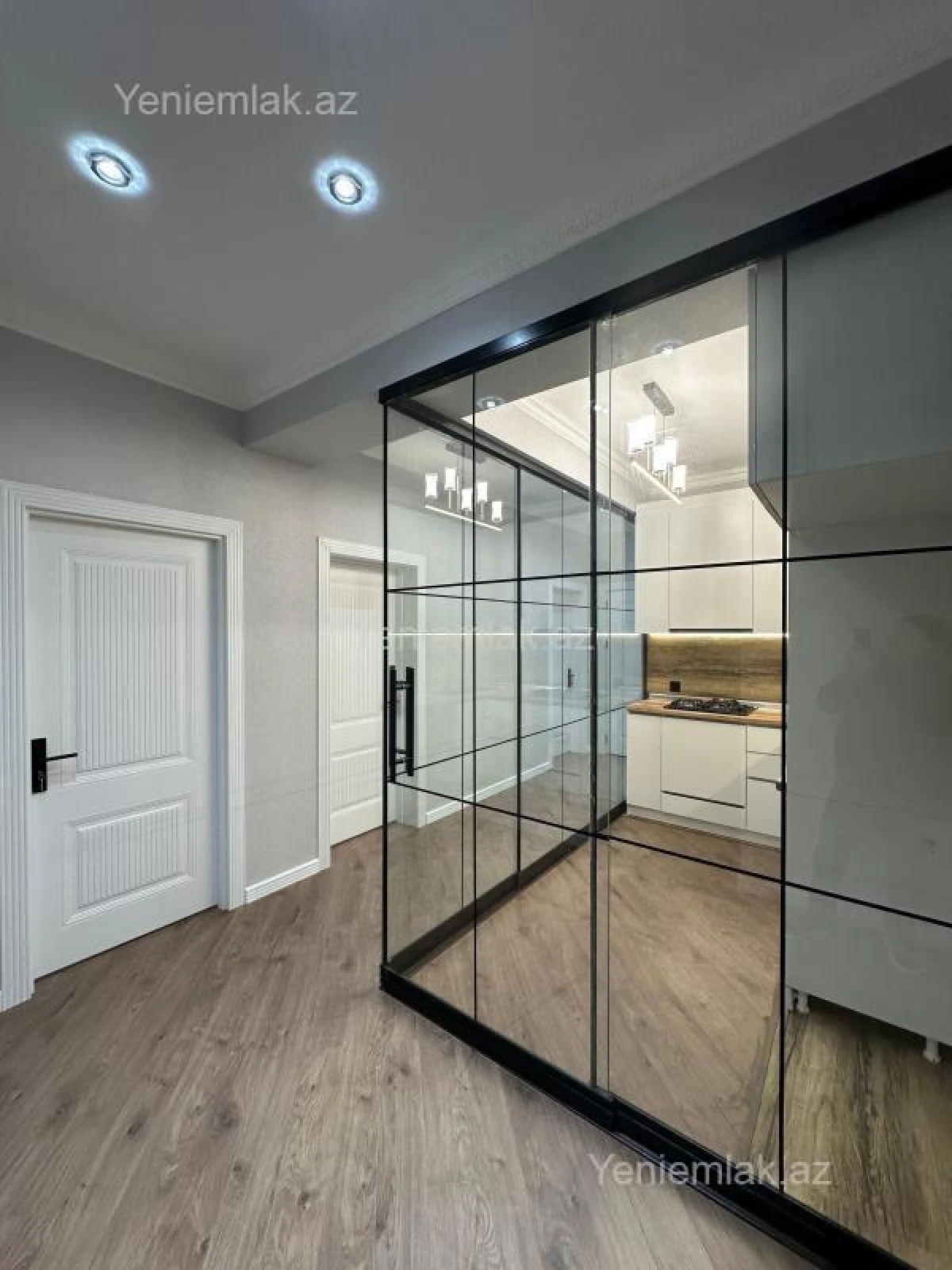 Satılır 3 otaqlı yeni tikili 84 m²