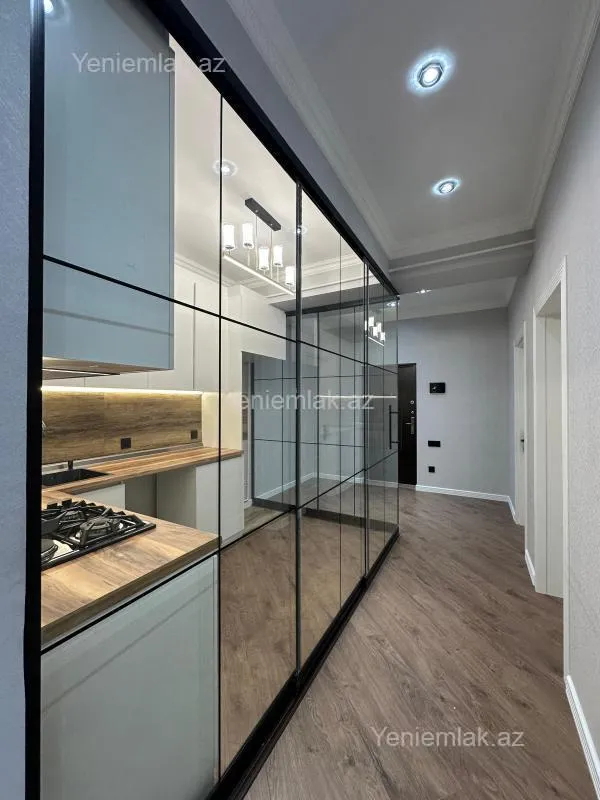 Satılır 3 otaqlı yeni tikili 84 m²