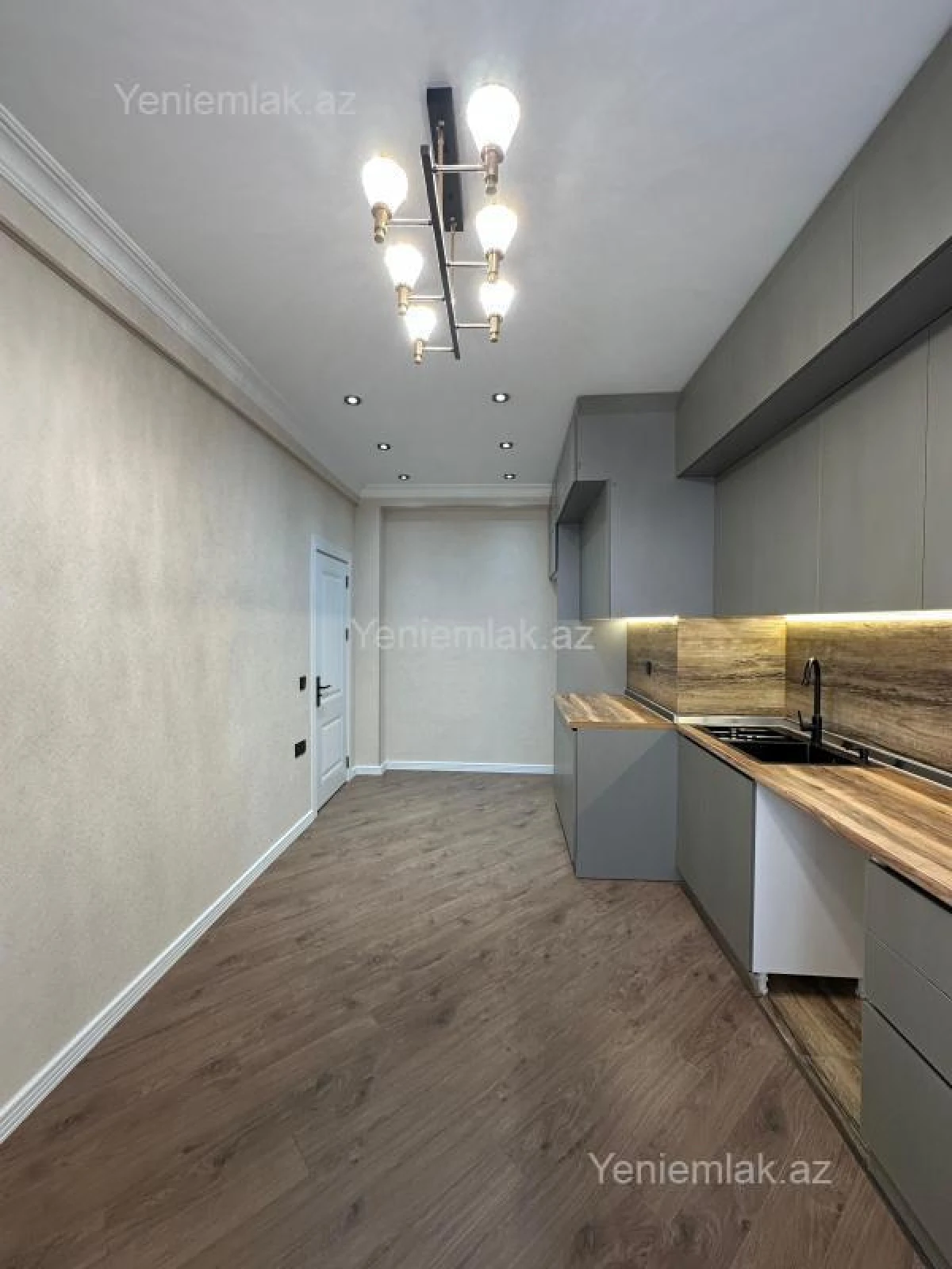 Satılır 2 otaqlı yeni tikili 94 m²