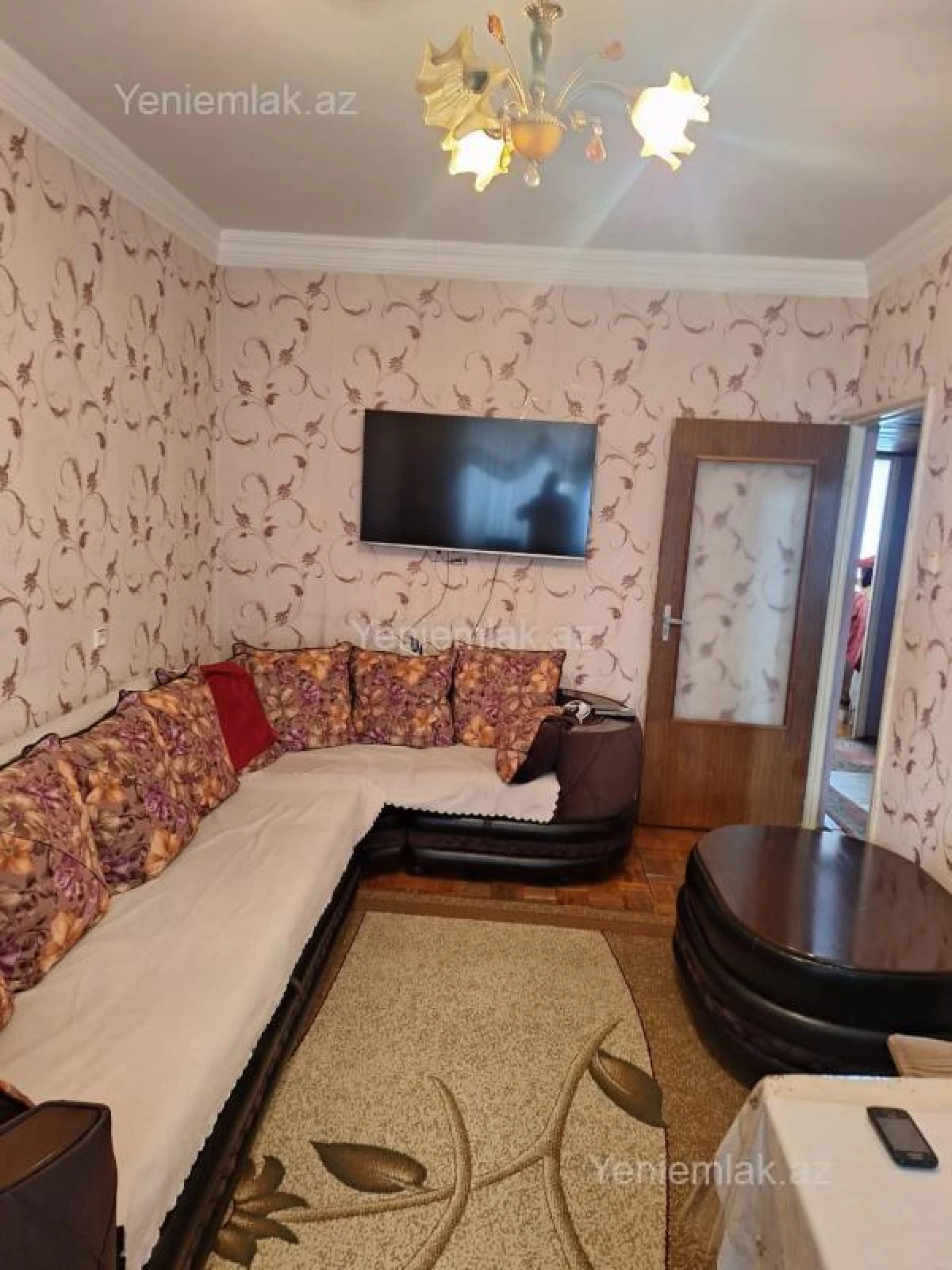 Satılır 2 otaqlı köhnə tikili 60 m²