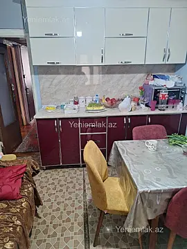 Satılır 2 otaqlı köhnə tikili 60 m²