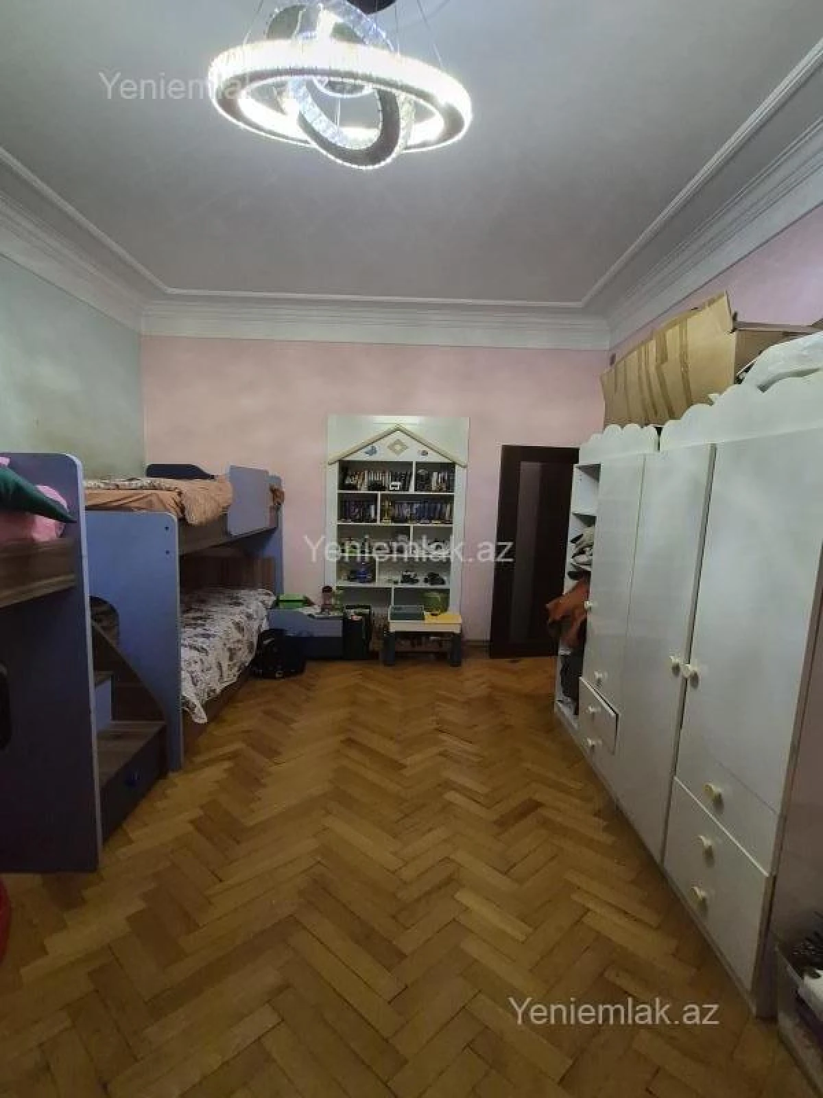 Satılır 3 otaqlı köhnə tikili 85 m²